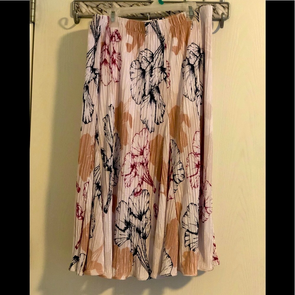 NEW!  Swing Skirt 🤩